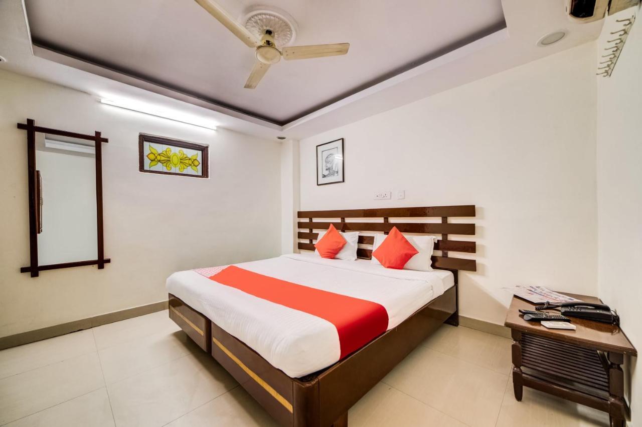 Oyo 33504 Hotel Ananda Inn Haiderabad Buitenkant foto