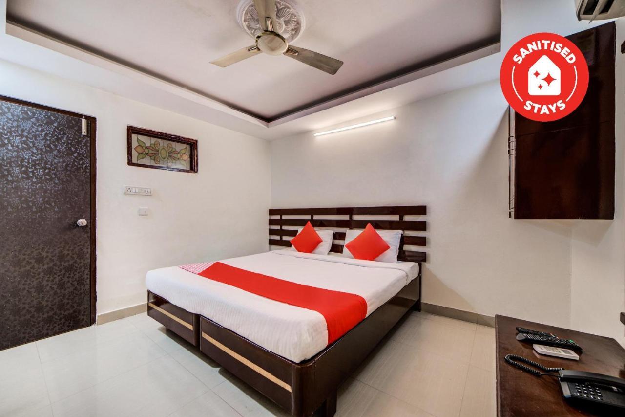 Oyo 33504 Hotel Ananda Inn Haiderabad Buitenkant foto