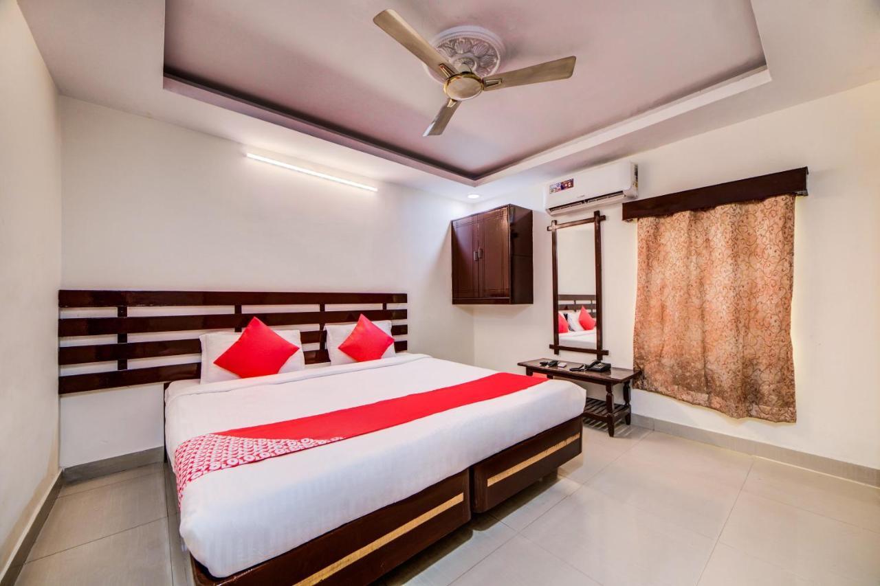 Oyo 33504 Hotel Ananda Inn Haiderabad Buitenkant foto
