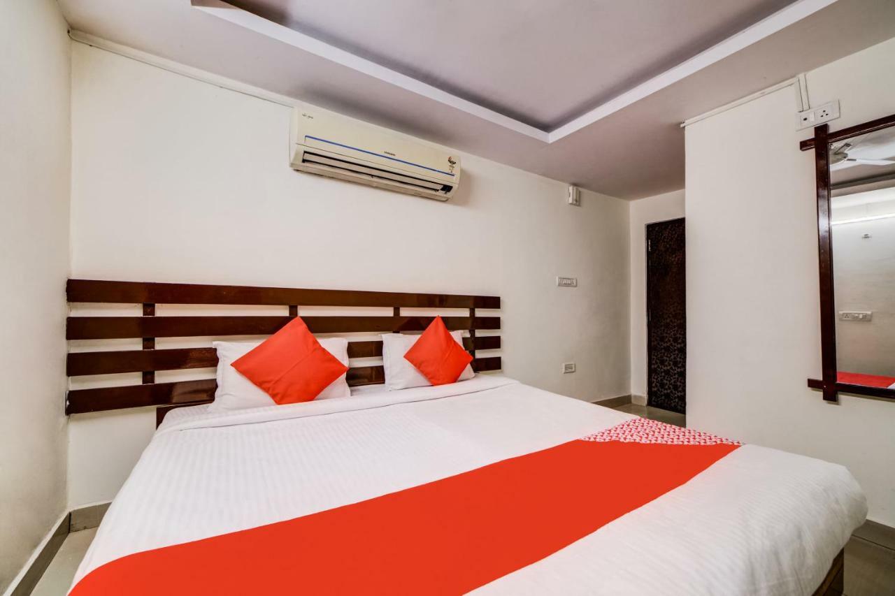 Oyo 33504 Hotel Ananda Inn Haiderabad Buitenkant foto