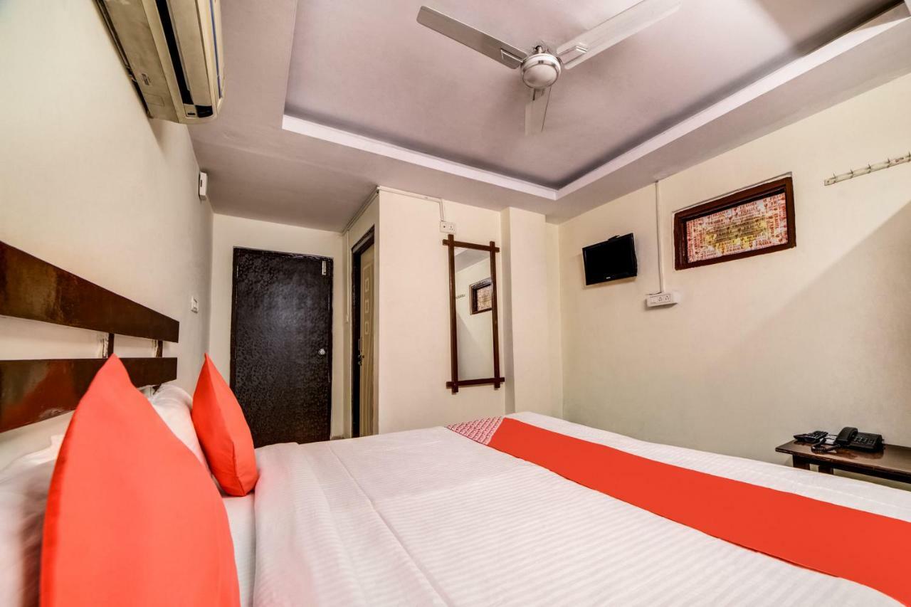 Oyo 33504 Hotel Ananda Inn Haiderabad Buitenkant foto